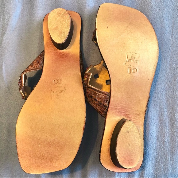 Indian/Pakistani Kolhapuri Chappal Flat Sandals with Toe Strap Brown - Picture 4 of 4